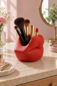 Lip Shaped Organizer – Stylish Desk & Vanity Holder 7