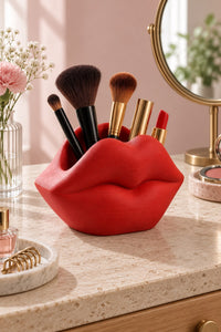 Lip Shaped Organizer – Stylish Desk & Vanity Holder 4