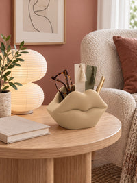 Lip Shaped Organizer – Stylish Desk & Vanity Holder 8